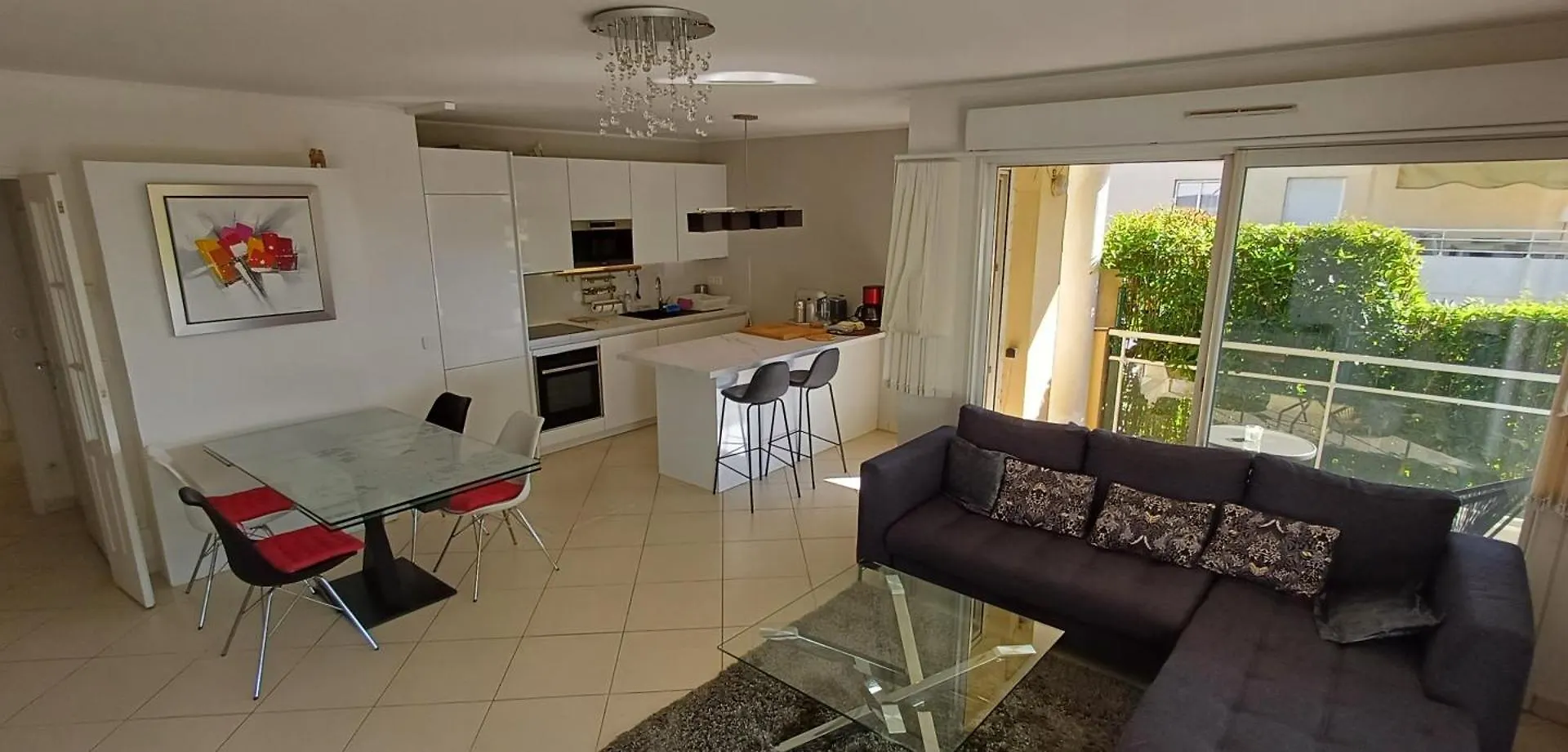 Antibes 3 Pieces Climatisees Dans Residence Avec Piscine